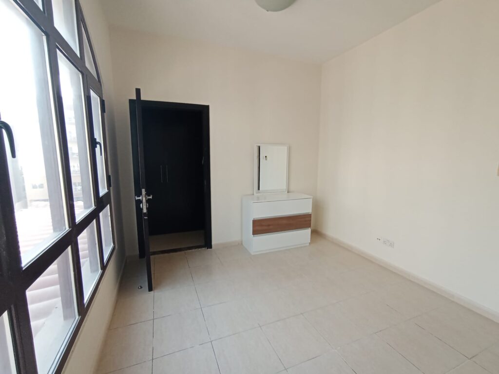 WhatsApp Image 2025-11-15 at 12.02.10