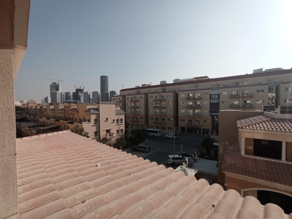 WhatsApp Image 2025-11-15 at 12.02.11