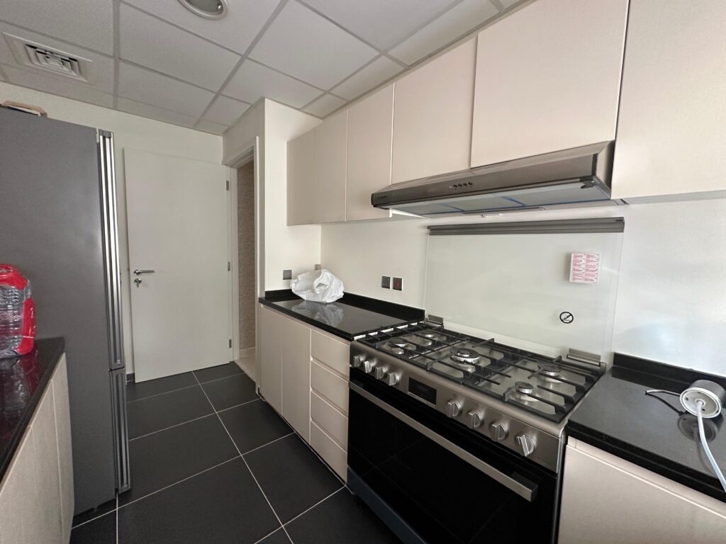 WhatsApp Image 2025-12-04 at 13.57.46 (1)