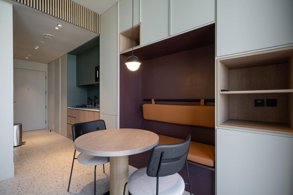 WhatsApp Image 2025-10-06 at 17.33.16 (4)